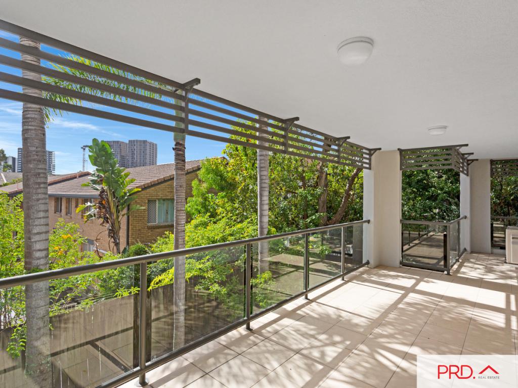 2/13 Stephens St, Burleigh Heads, QLD 4220