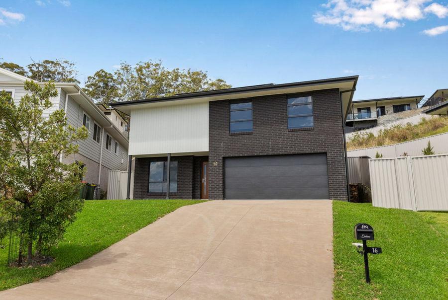 16 Platinum Pl, Coffs Harbour, NSW 2450