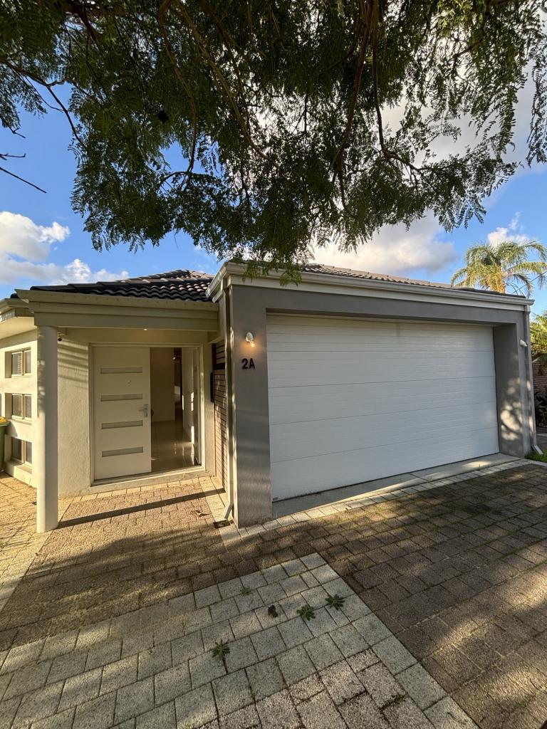 2A ADAMS CT, KELMSCOTT, WA 6111