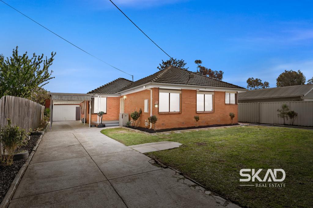 17 ROSSDALE ST, CRAIGIEBURN, VIC 3064