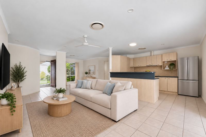 46 Bellevue Dr, Little Mountain, QLD 4551