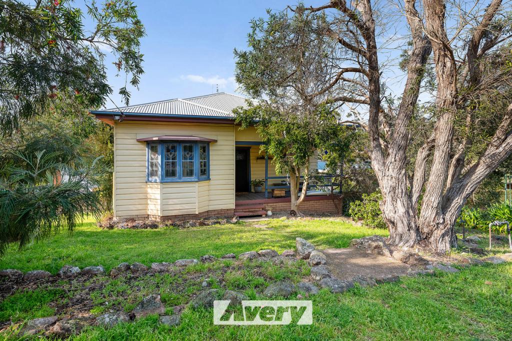 32a Ambrose St, Carey Bay, NSW 2283