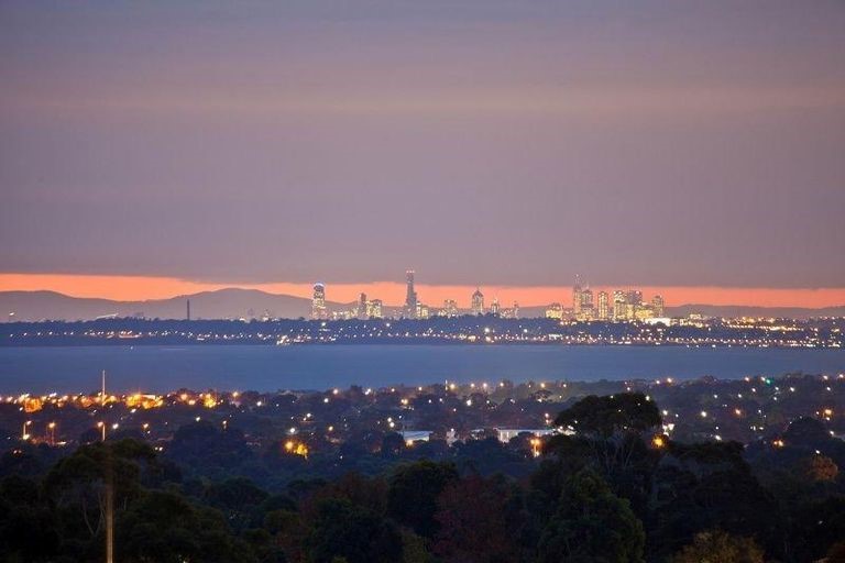 18 Bangor Dr, Frankston, VIC 3199