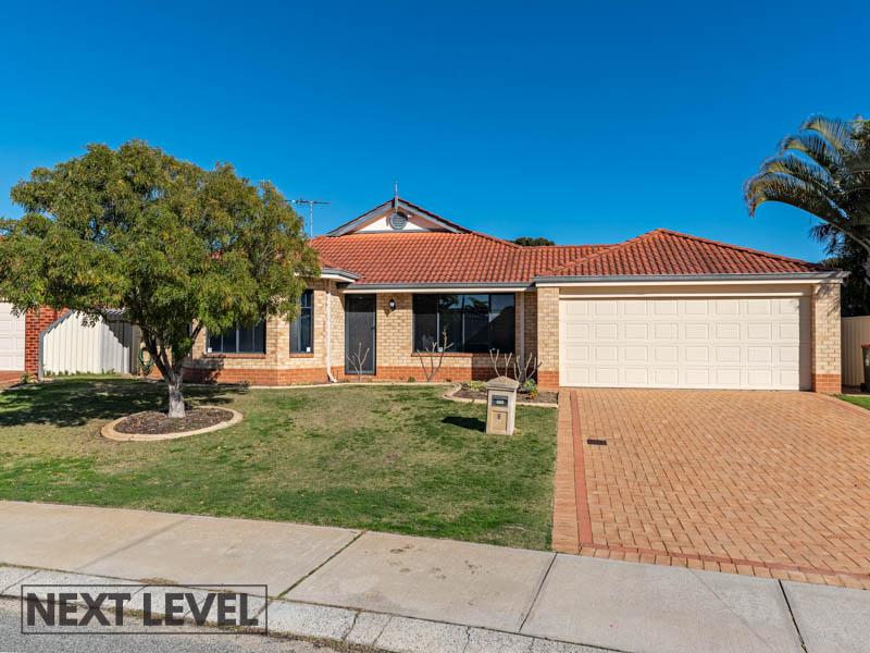 8 Clarafield Mndr, Tapping, WA 6065