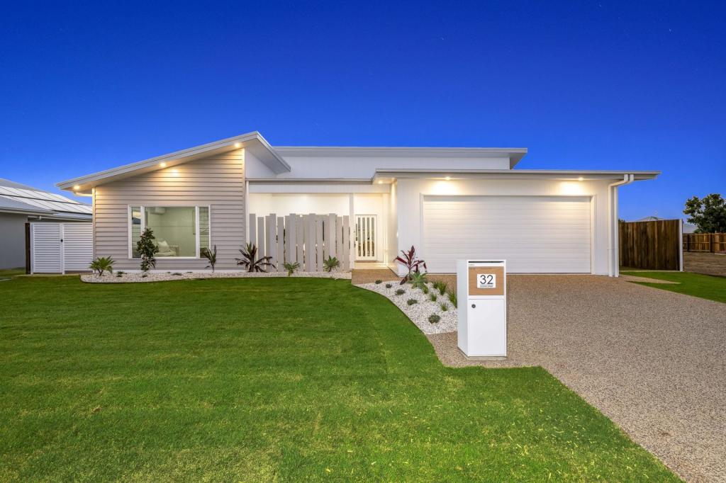 32 LUGANO ST, ASHFIELD, QLD 4670