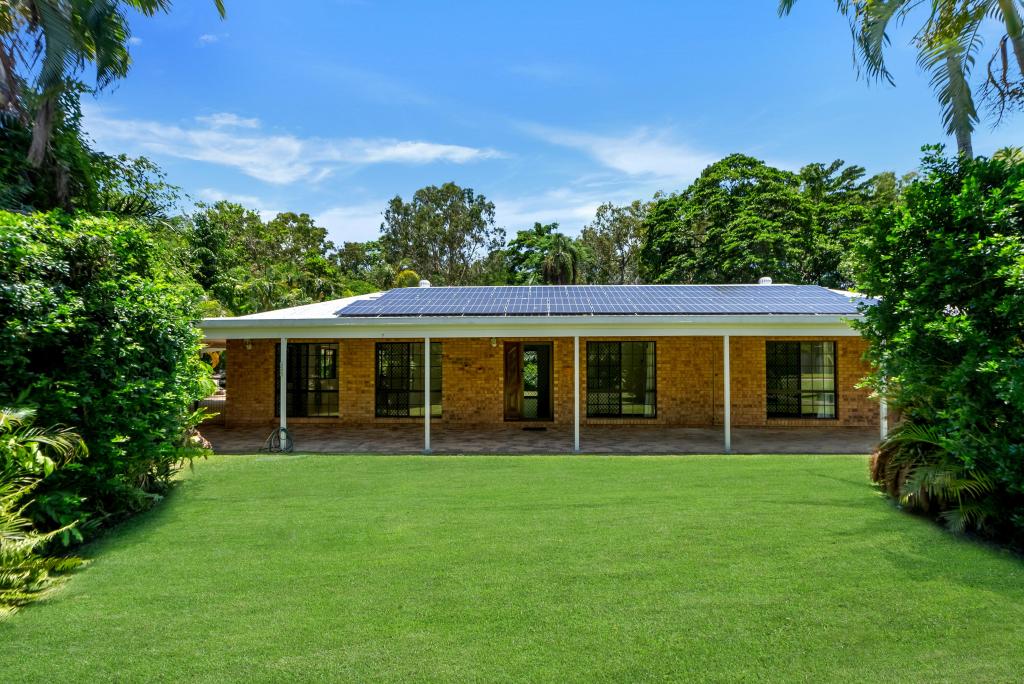 2 Newport Cl, Kewarra Beach, QLD 4879