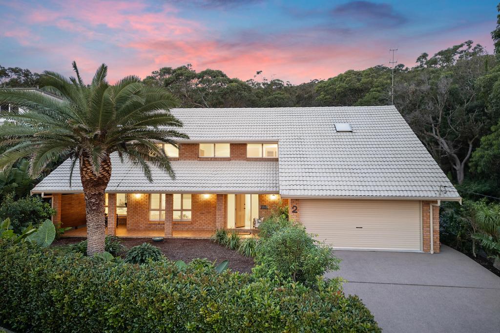 2 Yakaloo Cres, Forresters Beach, NSW 2260
