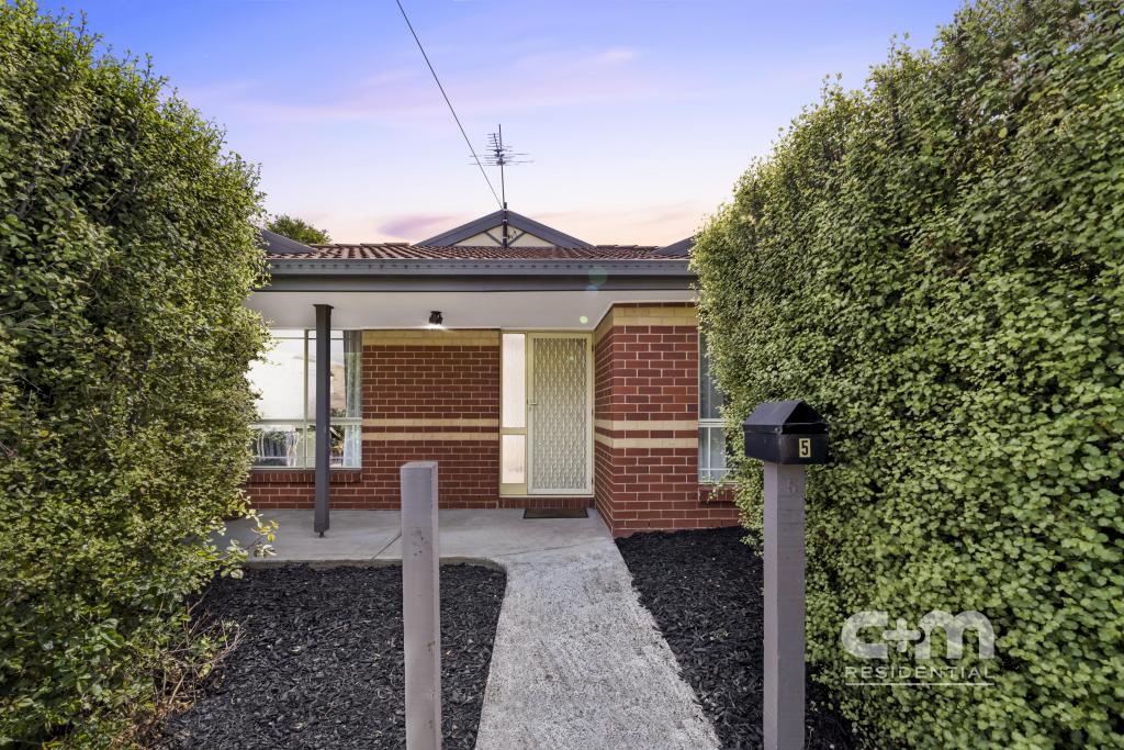 5 The Avenue, Glenroy, VIC 3046