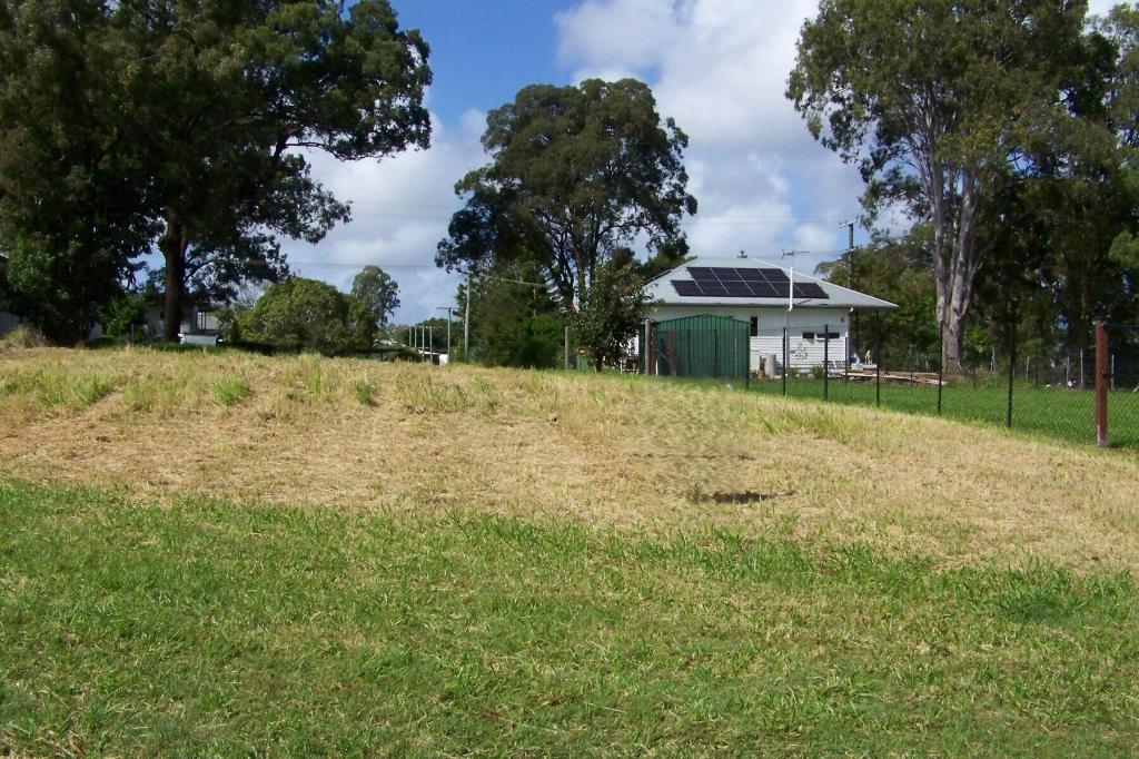 10 Crest Hvn, Lamb Island, QLD 4184