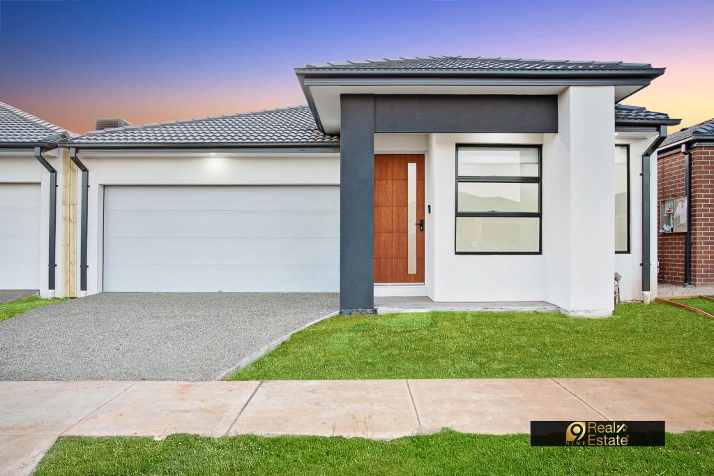 12 Farrington Ave, Melton South, VIC 3338