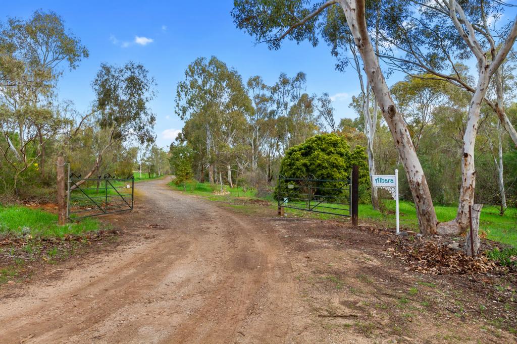 277 Lamkins Rd, Auburn, SA 5451