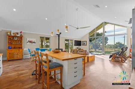 62 Bodeman Rd, Wandi, WA 6167