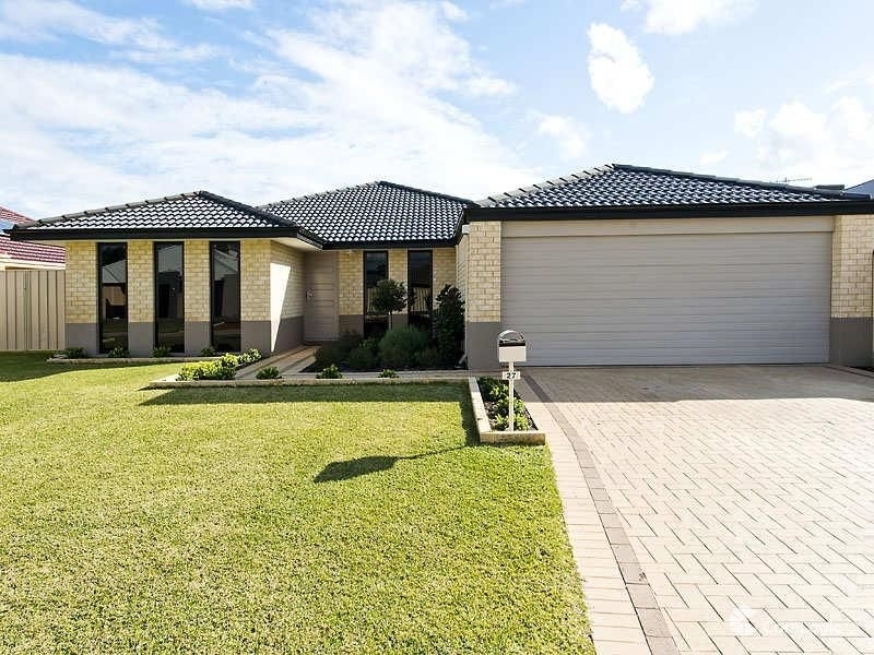 27 Brolga Gr, Seville Grove, WA 6112