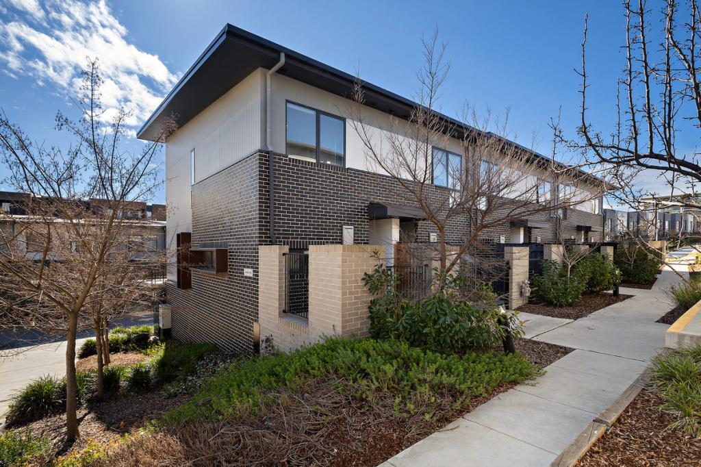 16/20 GREENWOOD ST, DENMAN PROSPECT, ACT 2611