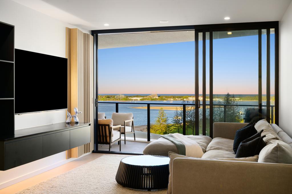 1106/180 Marine Pde, Labrador, QLD 4215