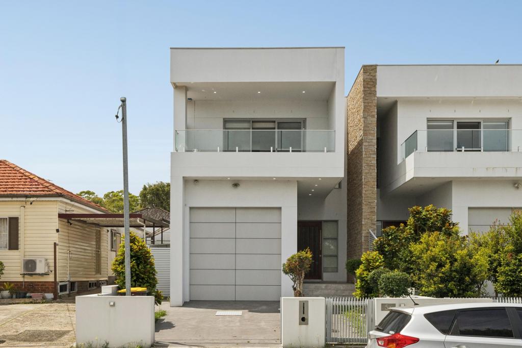 5A CHARLESCOTTE AVE, PUNCHBOWL, NSW 2196