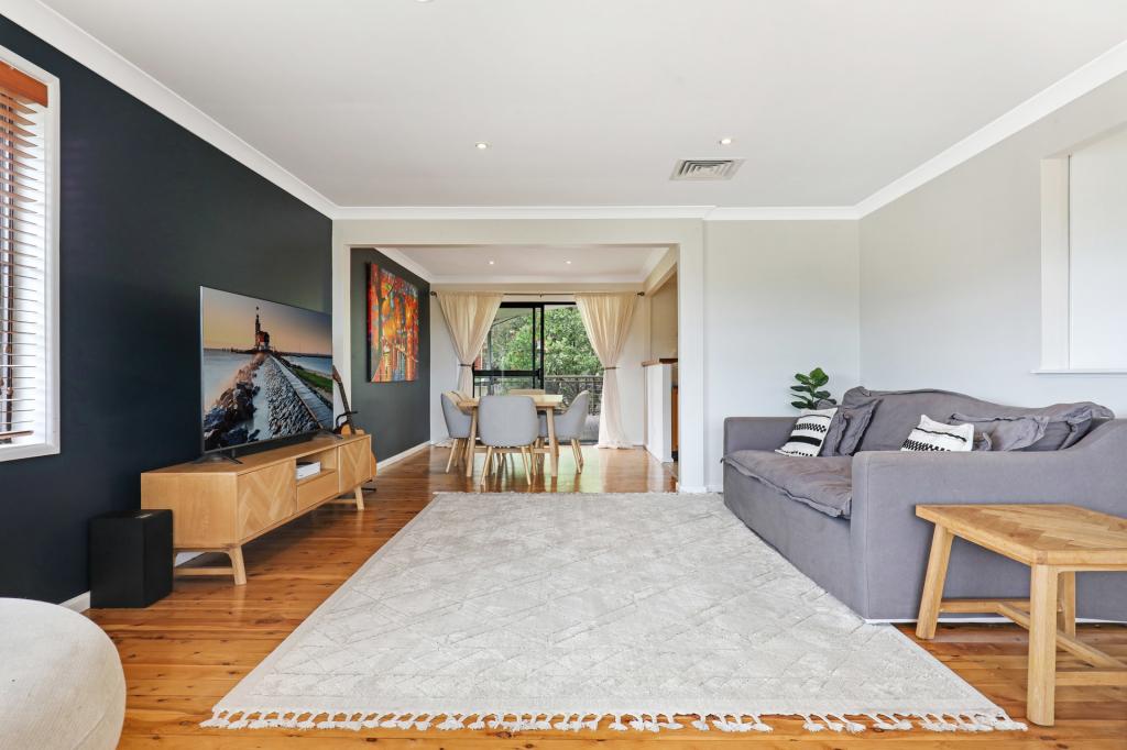 19 Mcandrew Cres, Mangerton, NSW 2500