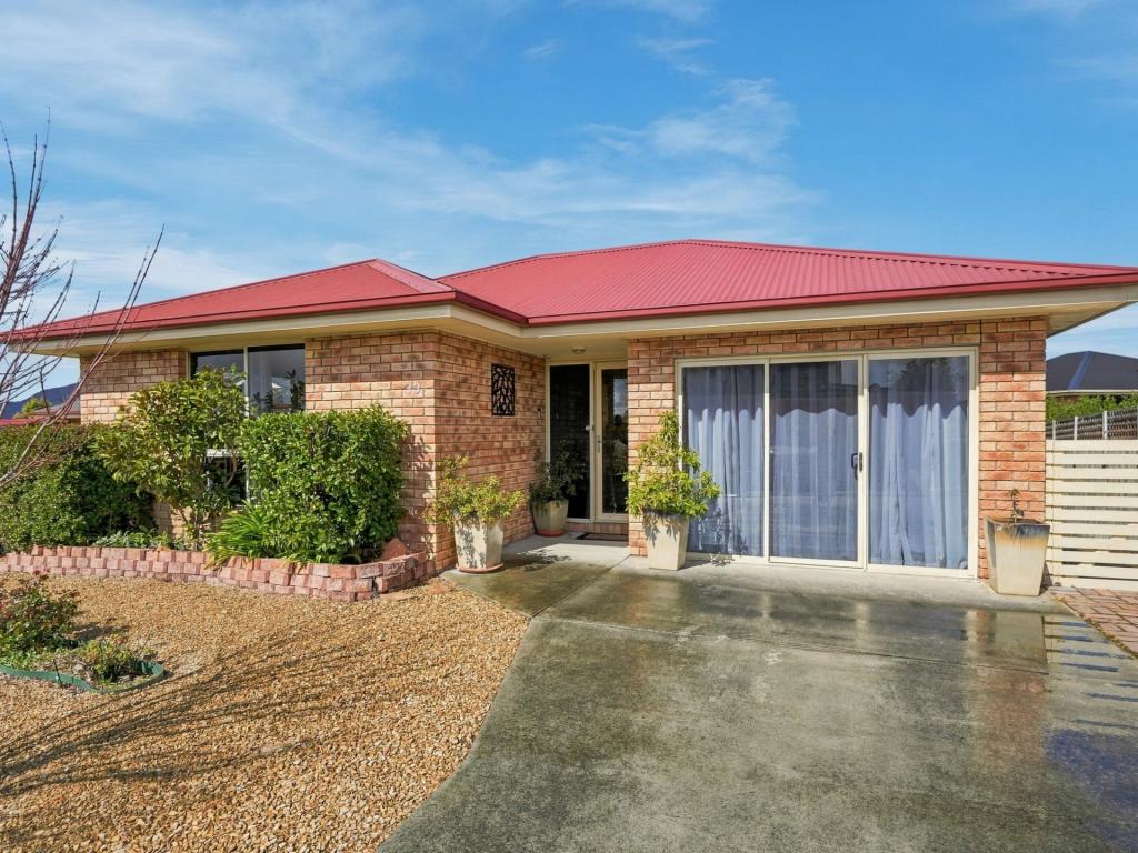 33 Elmac Cres, Austins Ferry, TAS 7011