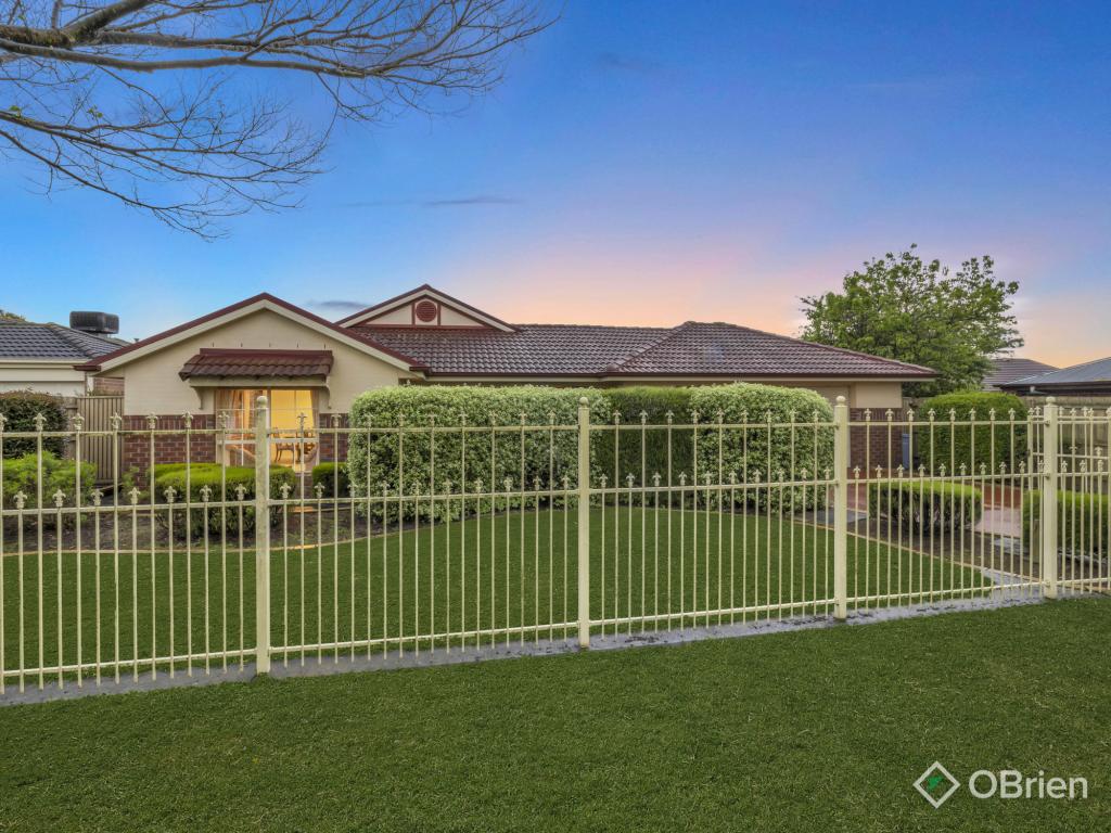 8 MARLEY MEWS, CRANBOURNE EAST, VIC 3977