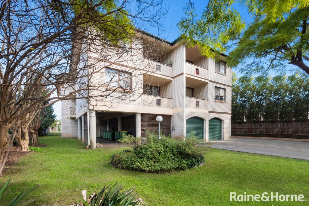 8/98 FRANCIS ST, RICHMOND, NSW 2753