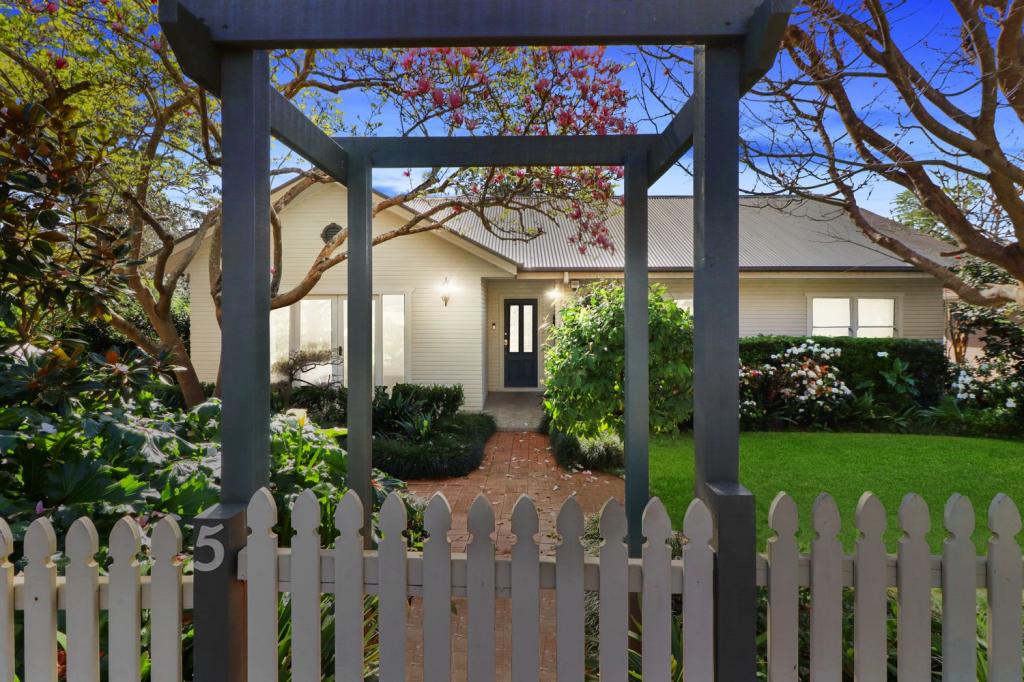 5 Greenway Cres, Windsor, NSW 2756