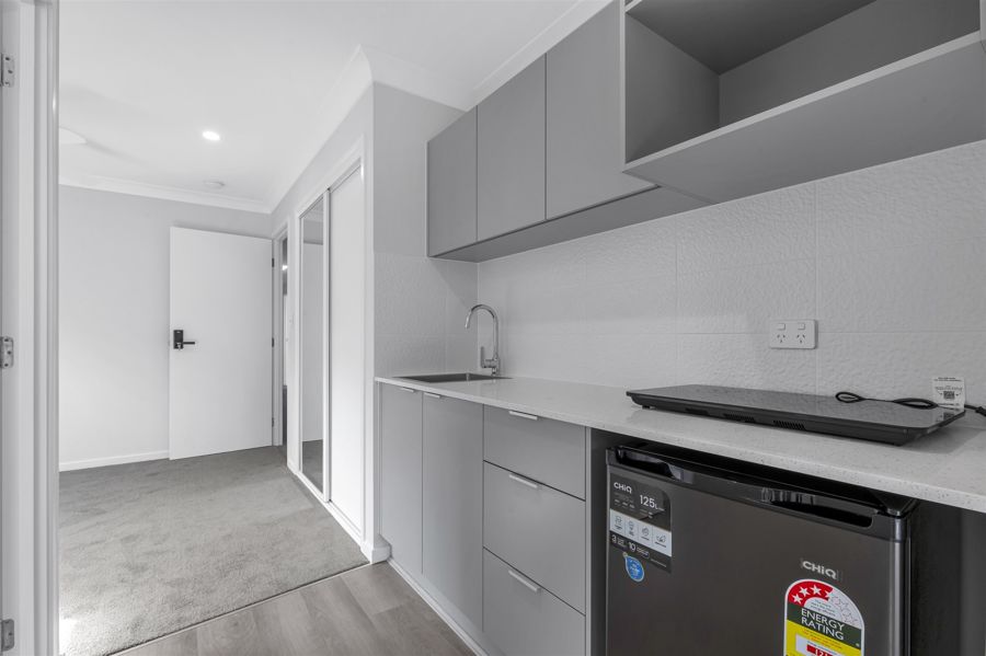 4/19a Bowering St, Lota, QLD 4179