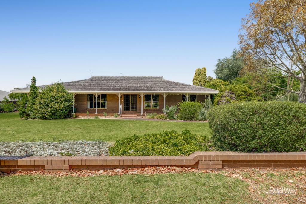 450-452 WEST ST, KEARNEYS SPRING, QLD 4350