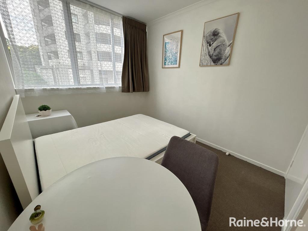 201/435 CORONATION DR, AUCHENFLOWER, QLD 4066