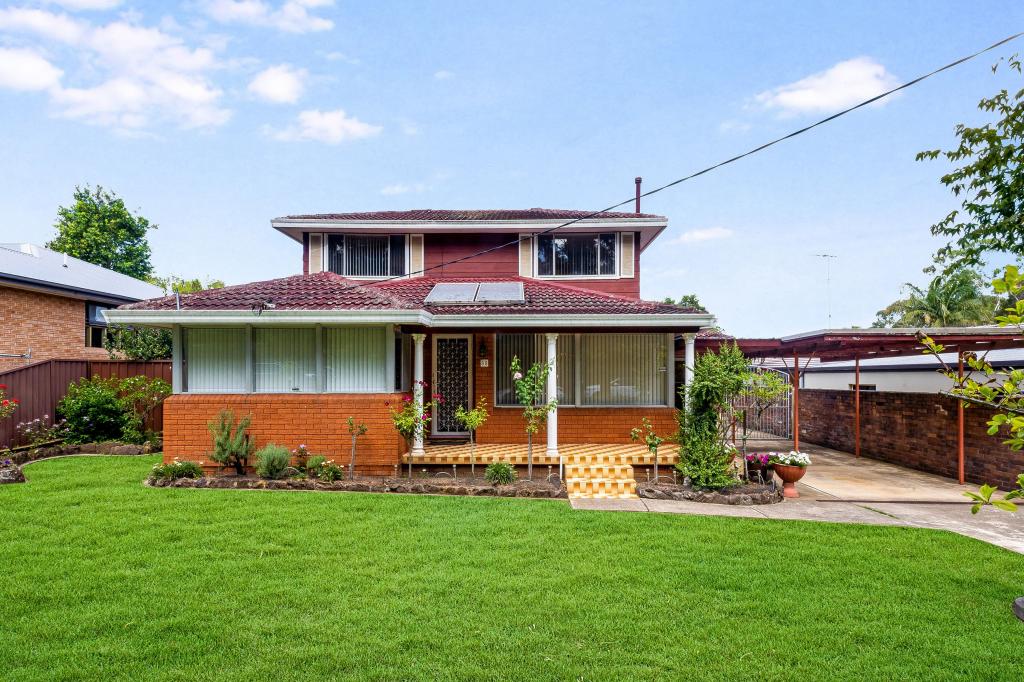 69 Hazel St, Georges Hall, NSW 2198