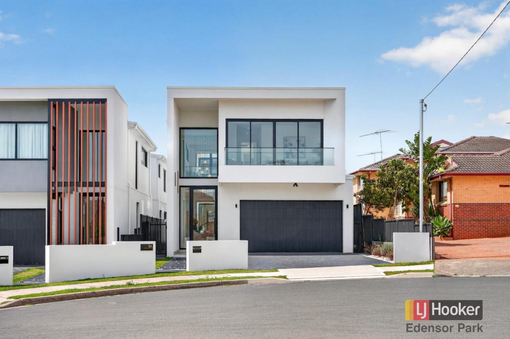 8A MALCOLM AVE, MOUNT PRITCHARD, NSW 2170