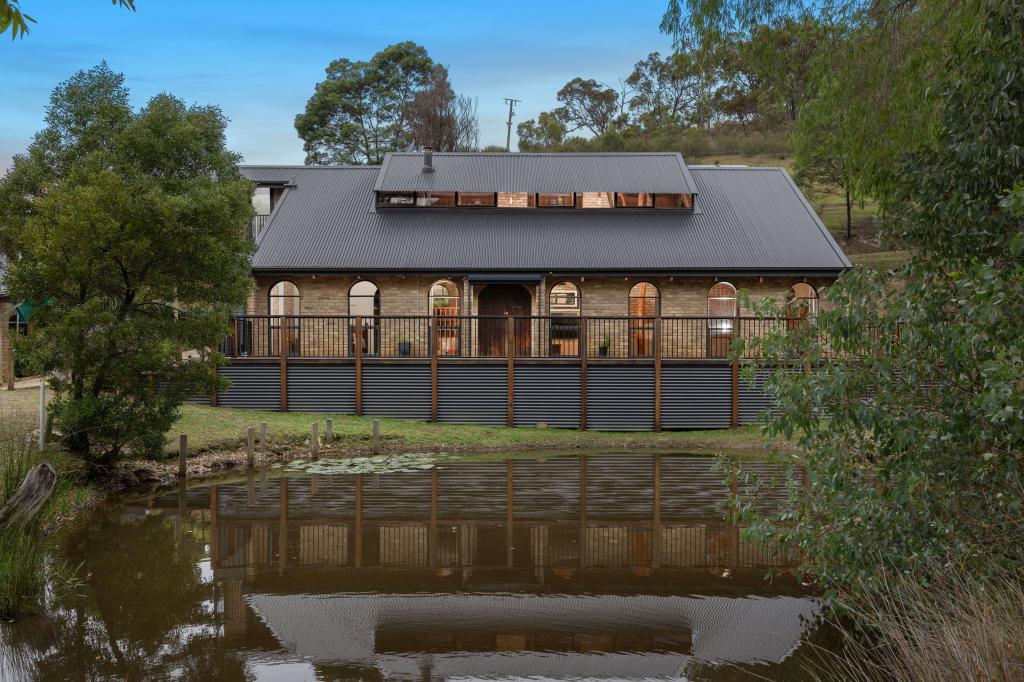 255 Pinnacle Lane, Steels Creek, VIC 3775