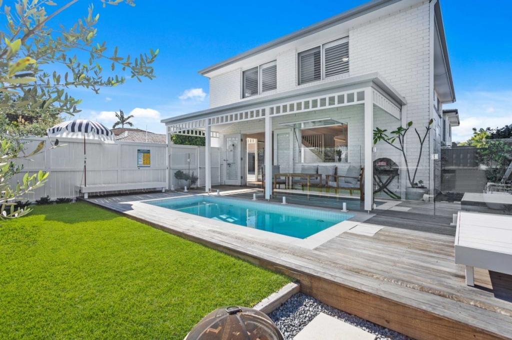 1/25 Doggett Dr, Miami, QLD 4220