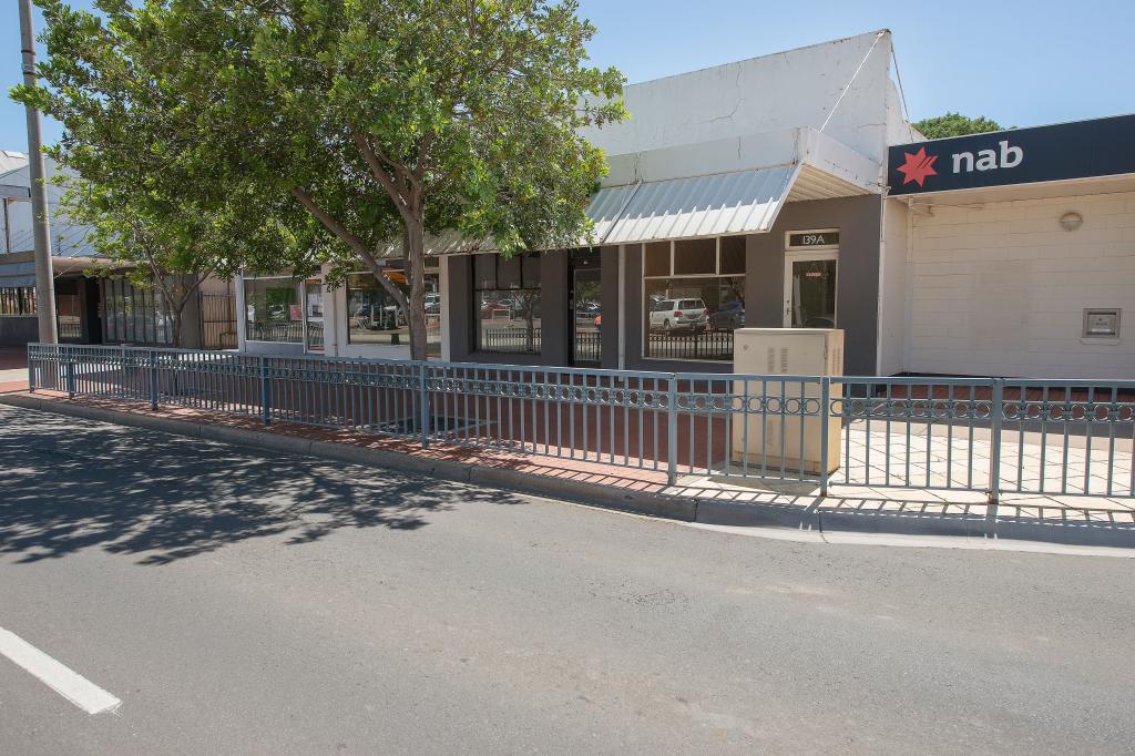 139 & 139a Campbell St, Swan Hill, VIC 3585