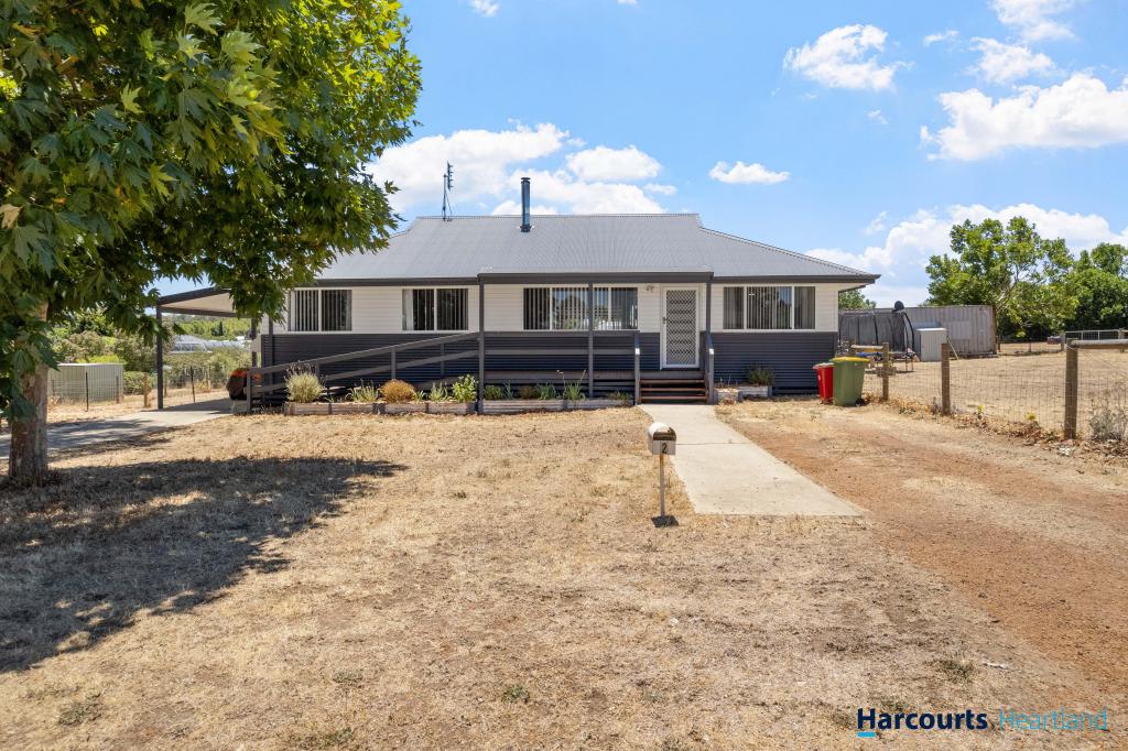 2 Aberdeen Ave, Bridgetown, WA 6255