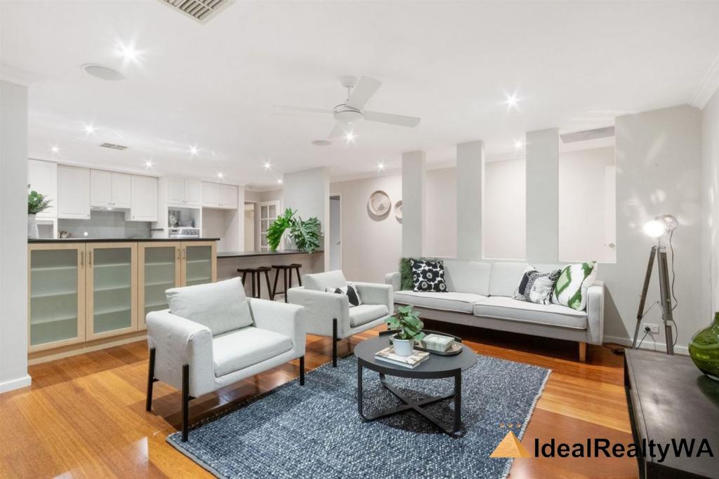 20 CARDINAL CRES, LEEMING, WA 6149