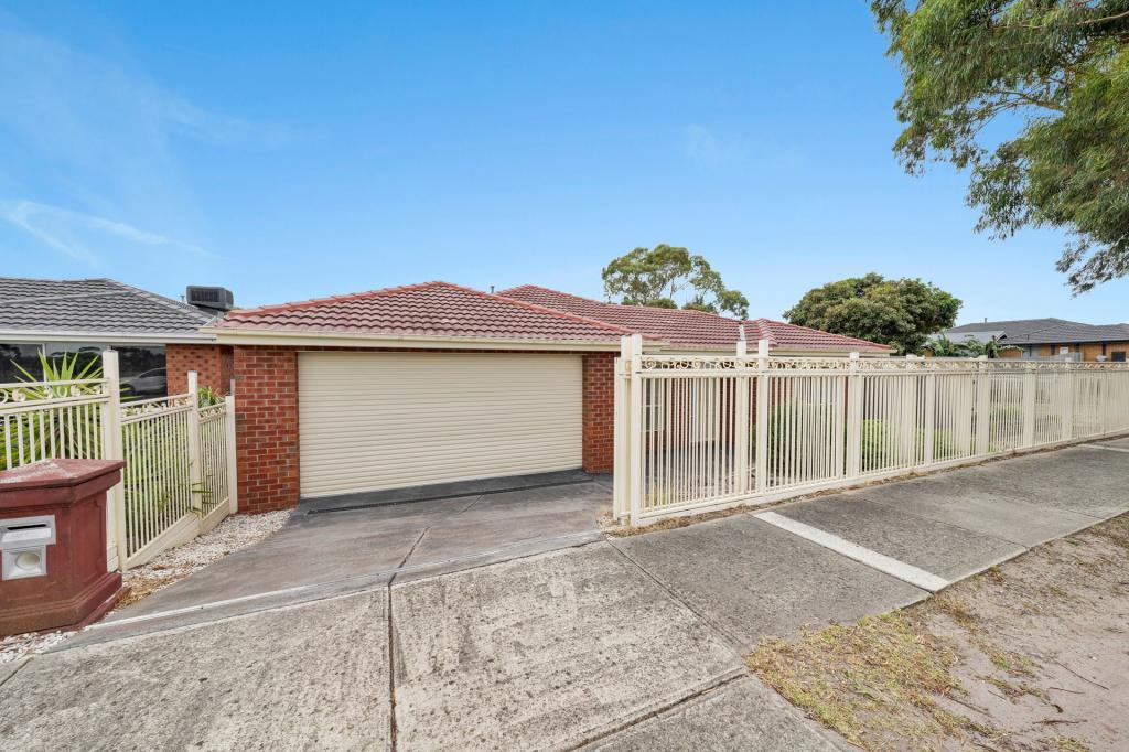 27 Postregna Way, Skye, VIC 3977