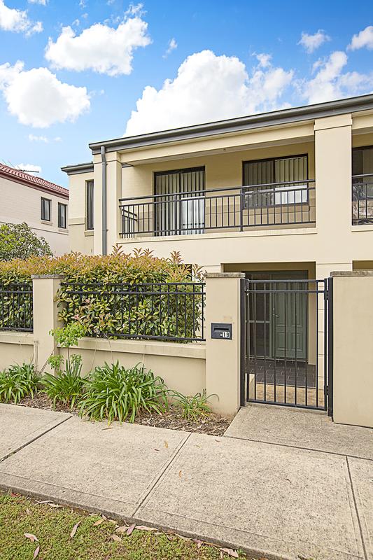 19 Wingate Ave, West Hoxton, NSW 2171