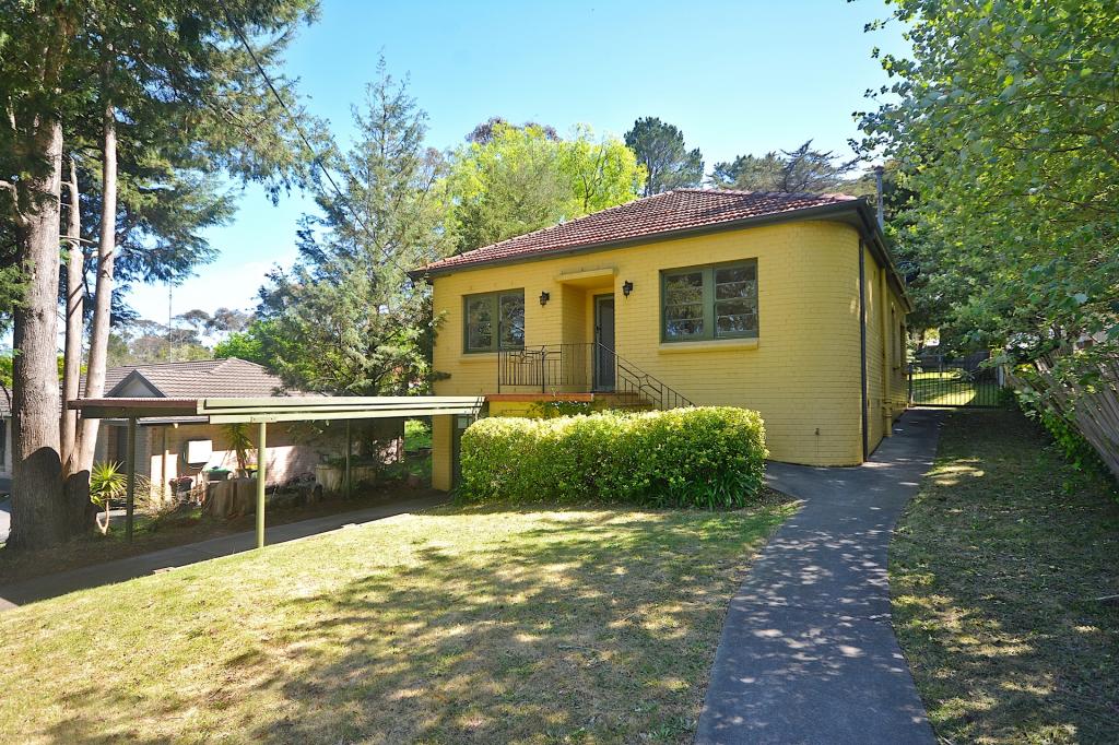 11 Camp St, Katoomba, NSW 2780