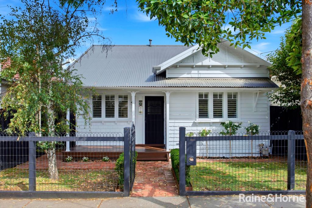 84 Coronation St, Kingsville, VIC 3012