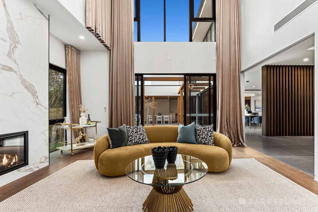 2 Arthur St, Doncaster, VIC 3108