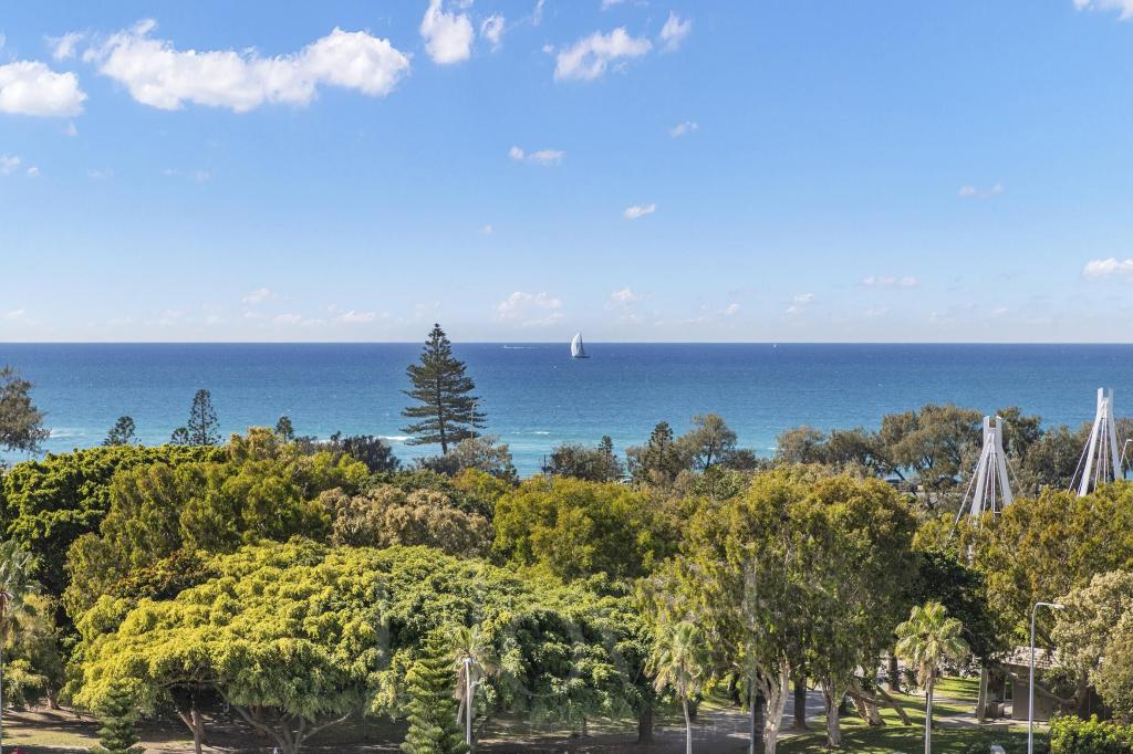 37/12 COMMODORE DR, SURFERS PARADISE, QLD 4217