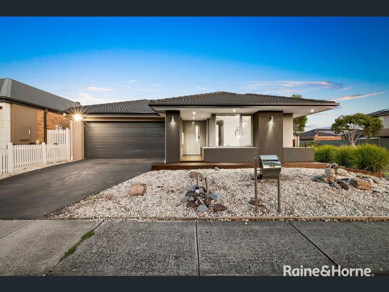 17 Mcewan Dr, Cranbourne East, VIC 3977