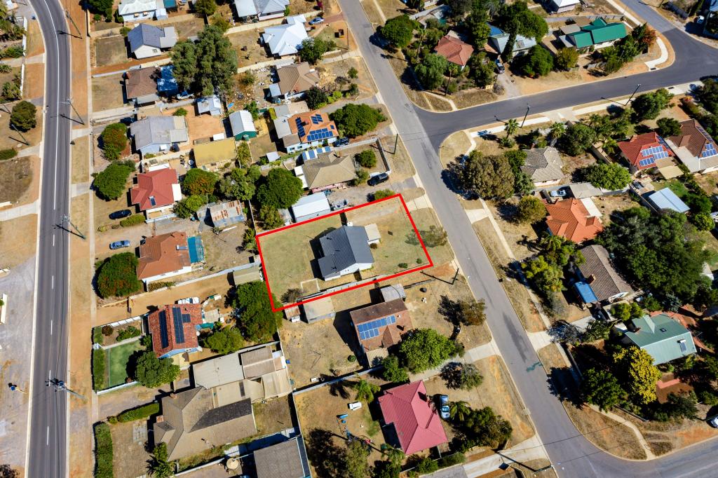 15 Cassia St, Rangeway, WA 6530