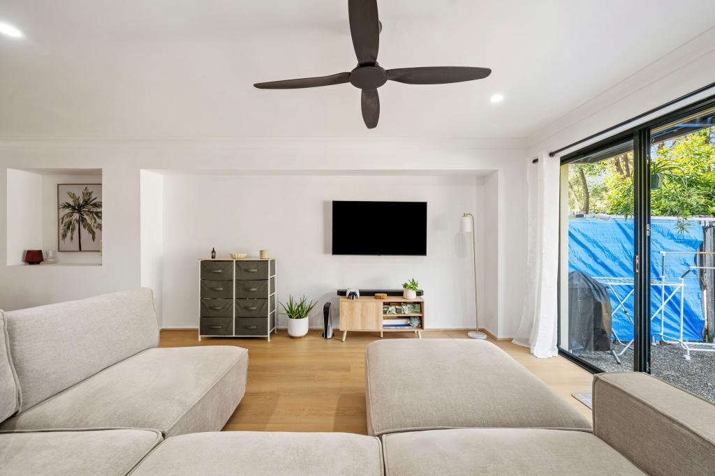 22/2 Tuition St, Upper Coomera, QLD 4209
