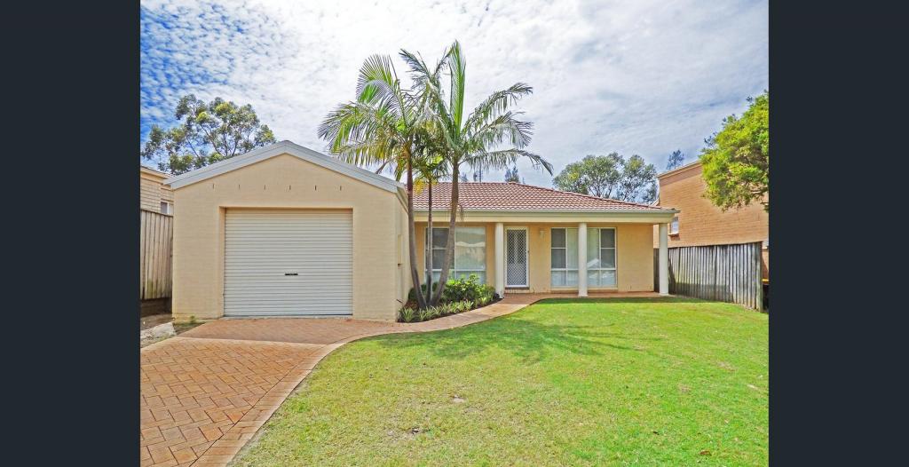 30 Aurora Pl, Bateau Bay, NSW 2261