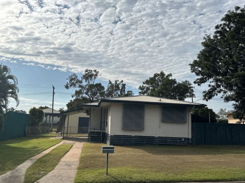 8 Laver St, Moranbah, QLD 4744