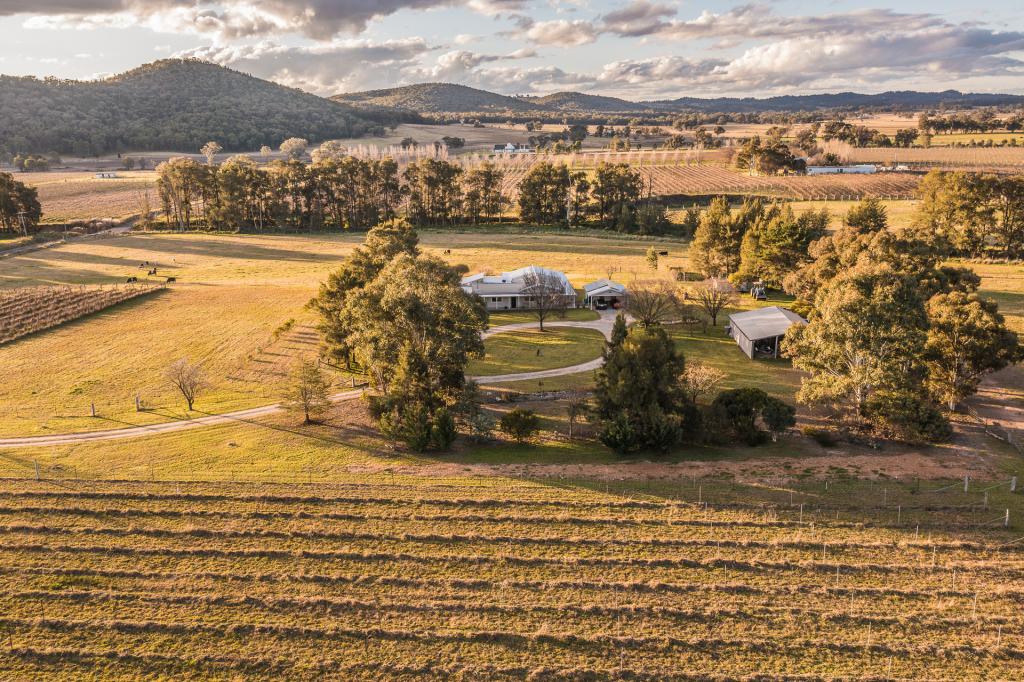 142 BLACK SPRINGS RD, MUDGEE, NSW 2850