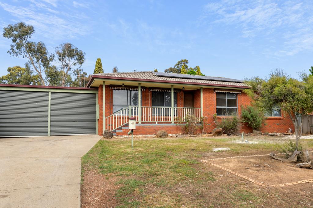 41 John St, Kangaroo Flat, VIC 3555
