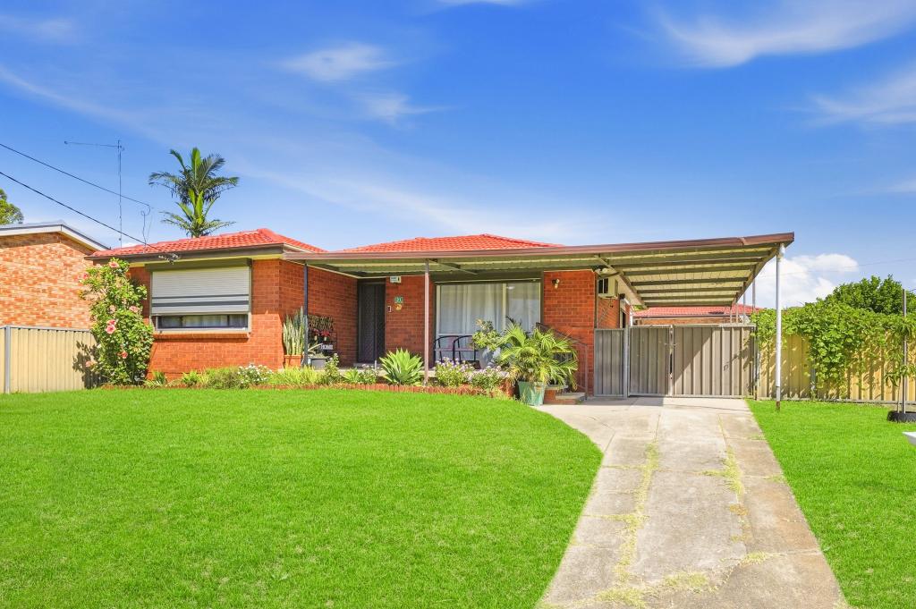 31 Eloura St, Dharruk, NSW 2770