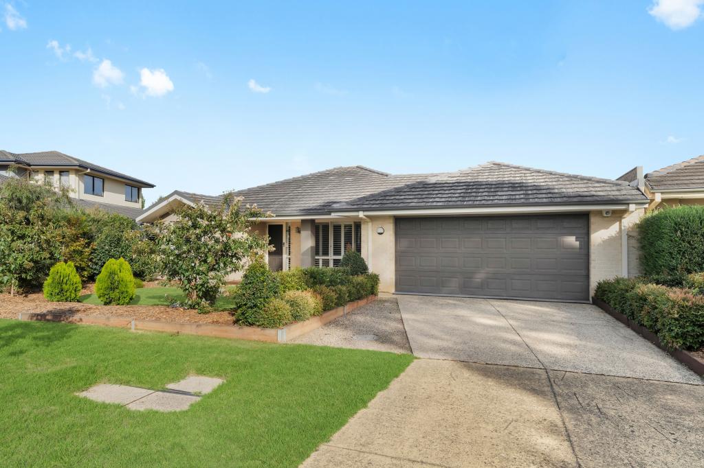 4 FEATHERY GR, SANDHURST, VIC 3977